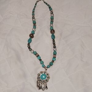 Turquoise Beaded Necklace with Silver Accents